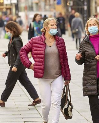 Avusturya’dan tam kapanma ve aşı zorunluluğu kararı