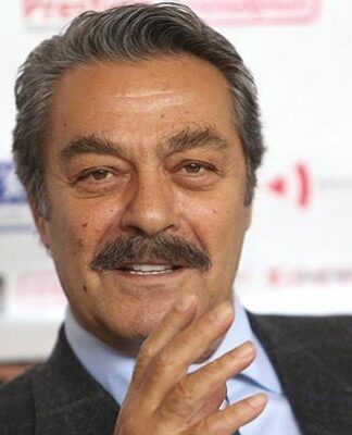 Hastaneye kaldırılan usta sanatçının son durumuna ilişkin yeni açıklama geldi