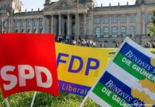 Almanya’da SPD, Yeşiller ve FDP koalisyonunu onaylandı