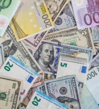 Dolar ve Euro haftaya rekorla başladı!