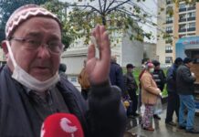 Vatandaş ucuz ekmek kuyruğunda gözyaşı döktü