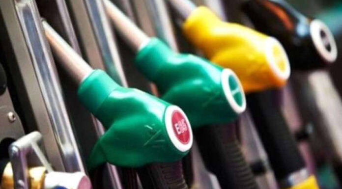 Akaryakıta bir zam daha!