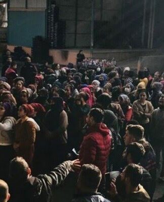 Tarsus’daki hal işçisi kadınlar iş bıraktı