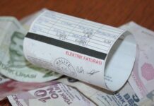 Elektrik dağıtım şirketlerinin patronları Enerji Bakanlığına çağrıldı
