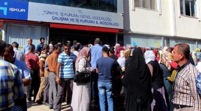 TÜİK işsizlik azaldı dese de gerçek başka: 19 kişilik temizlikçi alımına 17 bin kişi başvuru yapıldı