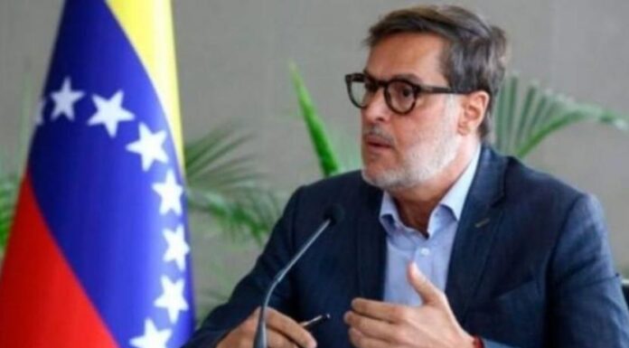 Venezuela Dışişleri Bakanı “Rusya’nın sadık bir müttefiki kalarak ABD’ye petrol satmaya hazırız”