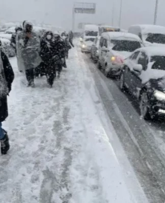 İstanbul için uyarı: Cuma gününden itibaren kuvvetli kar sağanakları