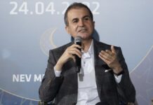 Ömer Çelik, hayat pahalılığıyla ilgili konuştu: “Göreceksiniz, bayramdan sonra yavaş yavaş düzelecek”