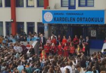 Nakşibendi Tarikatı’yla ilişkili yayınevi ortaokulda stant açtı, öğrencilerin bilgilerini topladı!