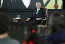 Erdoğan’dan tartışma yaratacak içki açıklaması: “Aç sefil geziyor, rakıyı birayı almaktan geri durmuyor”