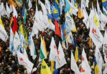 Ukrayna’da “Rus yanlısı” siyasi partilerin faaliyetleri yasaklandı