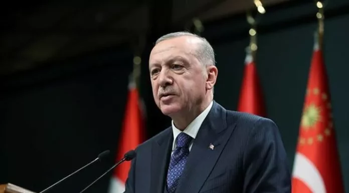 Erdoğan’dan bilindik açıklamalar: “Önümüzdeki günlerde enerji konusunda milletimizin önüne yeni müjdelerle gelmeyi ümit ediyoruz.”