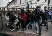 Ekvador’da sağcı hükümetin IMF ile iş birliği halinde yürüttüğü neoliberal politikalar protesto ediliyor