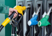 Benzin 26 lira 35 kuruş, motorin ise 26 lira oldu