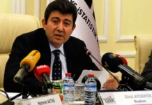 Eski TÜİK Başkanı: “Şimdiki memurlar kendisini iktidarın memuru görüyor. Hiç utanmıyor musunuz?”