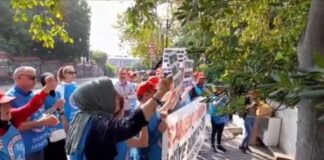 ETF Tekstil işçileri, patronun evinin önündeydi