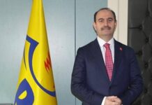 PTT’nin milyarlarca lira zarar etmesinde sorumluluğu olan isme ödül üstüne ödül!