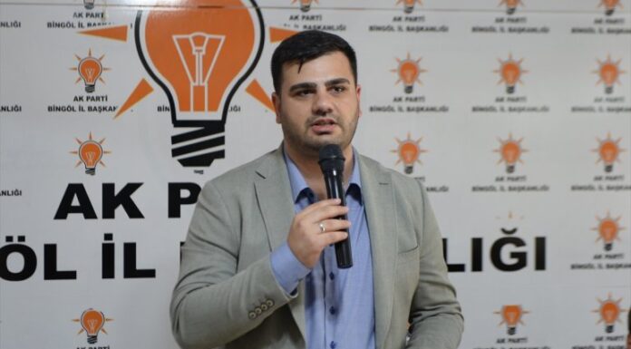AKP’li isim, “binlerce yaralı var” diyen kişiyi böyle savundu: “18 yaşındaki kızı günah keçisi ilan etmek çok büyük bir fırsatçılık”