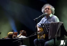 Gericiler bu sefer de Türkiye’de konser verecek olan Mohsen Namjoo’yu hedef aldı ve destekleyenleri tehdit etti!