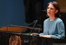 Almanya’nın Dışişleri Bakanı Annalena Baerbock, hükümetin, “Alman seçmenleri ne düşünürse düşünsün” Ukrayna’nın yanında olduğunu ifade ediyor