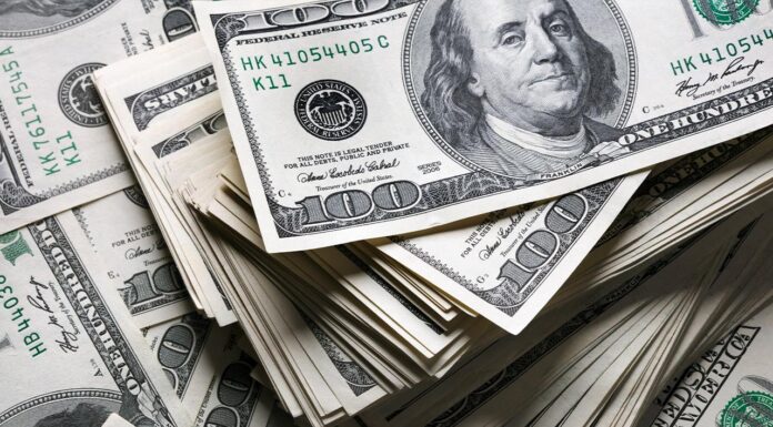 Dolarda yükseliş sürüyor