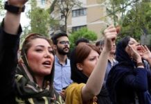İran Cumhurbaşkanı Reisi’den ahlak polisi uygulaması için değişiklik sinyali: “Yeni fikirler varsa tartışılıp uygulanabilir”