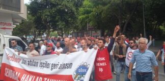 DİSK’e üye oldukları için işlerinden atılan Marlboro işçileri direnişe geçti