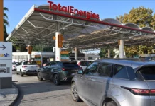 Fransa’da TotalEnergies ile ExxonMobil rafinelerindeki grevler akaryakıt krizine yol açtı