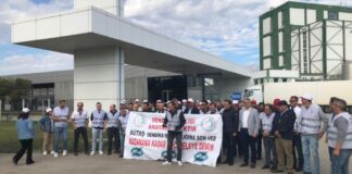 Sendikaya üye oldukları gerekçesiyle işten atılan Sütaş işçileri eylem yaptı