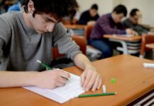 ÖSYM sınav takviminin, seçim tarihine denk geldiği için geri çekildiği belirtildi
