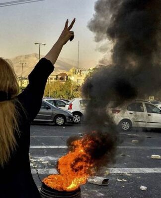 Arif Keskin: “İran’da protestocular başardı, İrşad Devriyeleri lağvedildi”