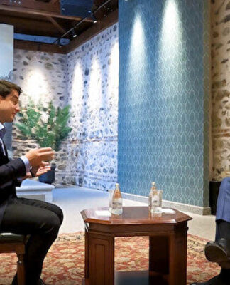 SVT’de mülakat yapan İbrahim Kalın’a Türkiye’deki kokain trafiği sorulunca görüşmeyi yarıda kesti: “Bunlar PKK sözleri, bunlar FETÖ sözleri”