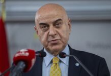 Kemal Kılıçdaroğlu’nun adaylığı ile ilgili olumsuz konuşan İYİ Parti Genel Başkan Yardımcısı Cihan Paçacı, altılı masaya zarar verdiğini düşünerek istifa etti