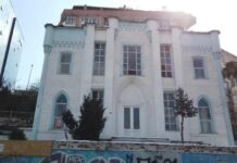 1866 yılında “Aziziye Karakolu” ismiyle inşa edilen tarihi bina, Kile GYO’nun “konut pazarlama ofisi” yapılmış