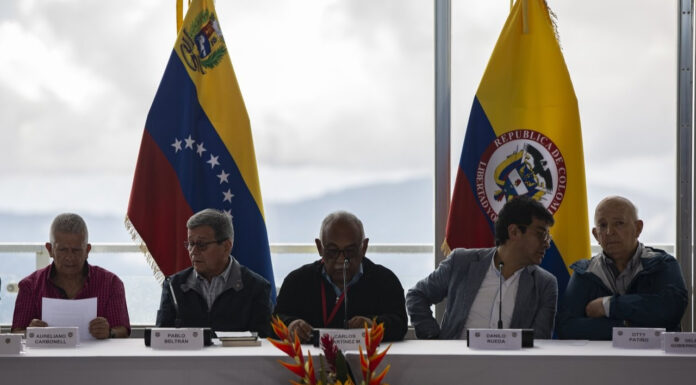 Kolombiya hükümeti ile silahlı örgütler arasında 6 aylık ateşkes ilan edildi