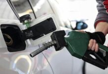 Benzine tekrar zam geliyor