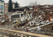Şu ana kadar açıklanan verilere göre depremde 1014 yurttaş yaşamını yitirdi 5 binin üzerinde yaralı var