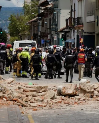 Ekvador’daki depremde en az 14 kişi hayatını kaybetti