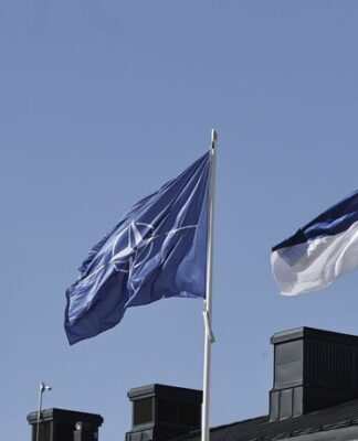 Finlandiya resmi olarak NATO’nun üyesi oldu