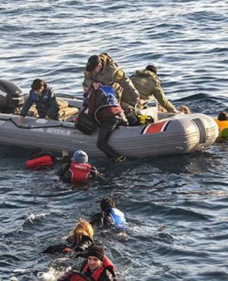 Akdeniz’deki göçmen faciasında 35 kişi yaşamını yitirdi