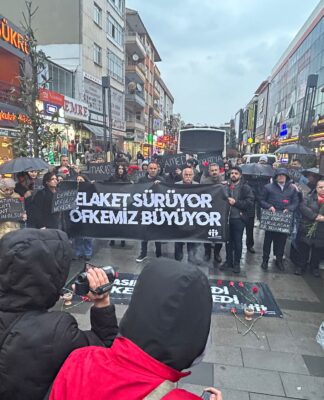 Sancaktepe Yerel Demokrasi Meclisi, deprem felaketinin 2. ayında Sarıgazi’de bir araya geldi: “Felaket Sürüyor Öfkemiz Büyüyor”