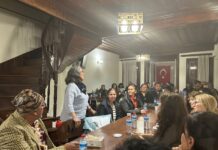 Odak Dergisi ve Sol Parti’nin İstanbul 1. Bölge Mv. Adayı Zeynep Gökçek, Emekçiler Dayanışması’nın düzenlediği etkinliğe katıldı