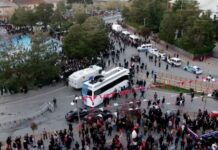 Erzurum’da İmamoğlu’nun mitingi sırasında taşlı saldırı