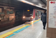 Marmaray’da bir genç intihar etti