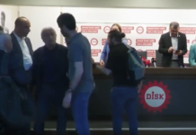 DİSK’in basın toplantısında sendika yöneticisinin, toplantıyı izleyen gazeteciye yönelik sözleri tepki topladı!