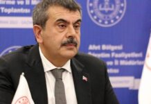Milli Eğitim Bakanı Yusuf Tekin’in kız okulları kurulması önerisine yönelik tepkiler büyüyor