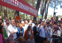 Akbelen’de açıklama yaptıktan sonra ayrılmak isteyen Kılıçdaroğlu’na halk tepki gösterdi: “Arabaya değil barikata!”