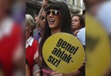 Gericiler istedi, AKP’li belediye gerçekleştirdi: AKP’li belediye Hande Yener konserini iptal etti