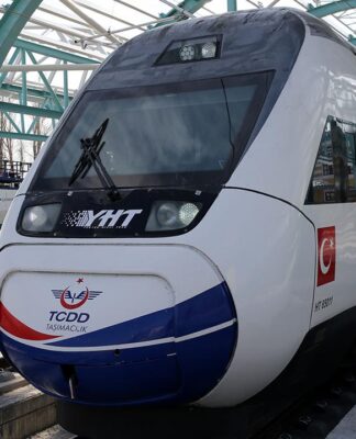 Yüksek Hızlı Tren biletlerine yüzde 30 zam!