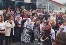 Açlık grevi yapan maden işçilerin aileleri Ankara’da eylem yaptı